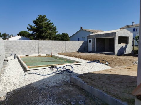 Réalisation de murs de clôture & Pool House sur Dolus d'Oléron